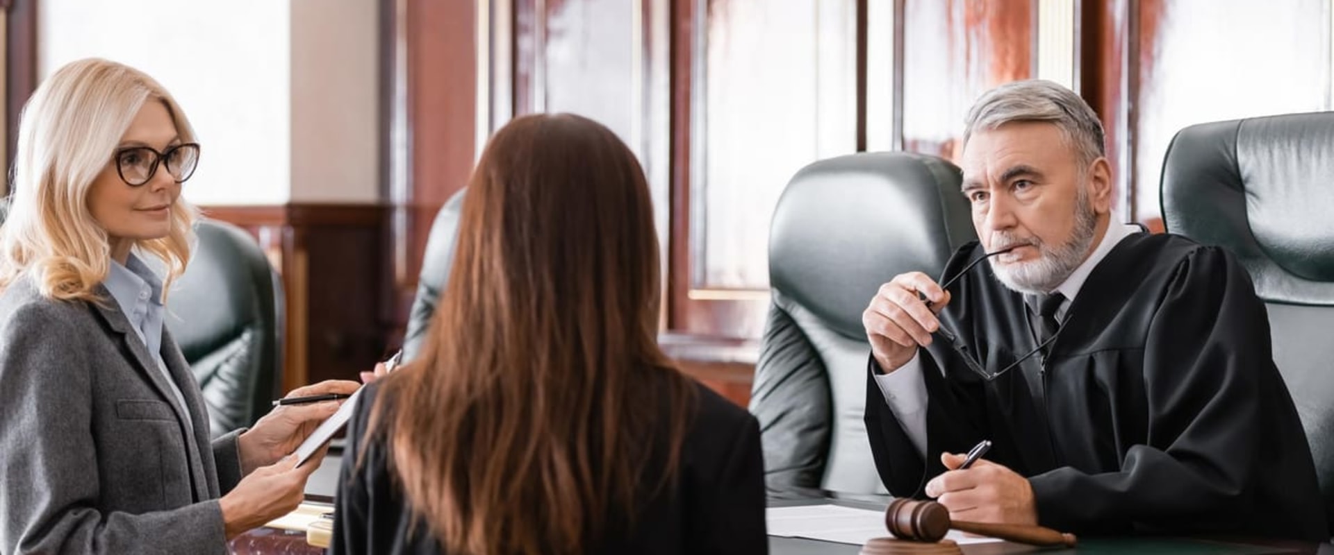 Why Early Legal Representation Can Influence the Direction of a Criminal Case